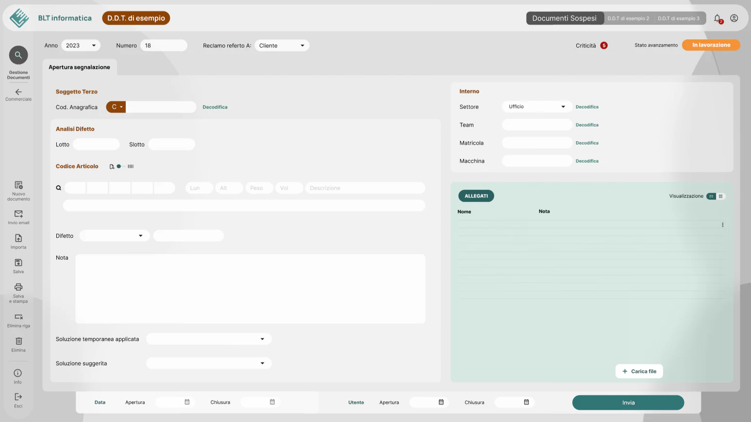 Schermata di gestione qualità con analisi del difetto e allegati